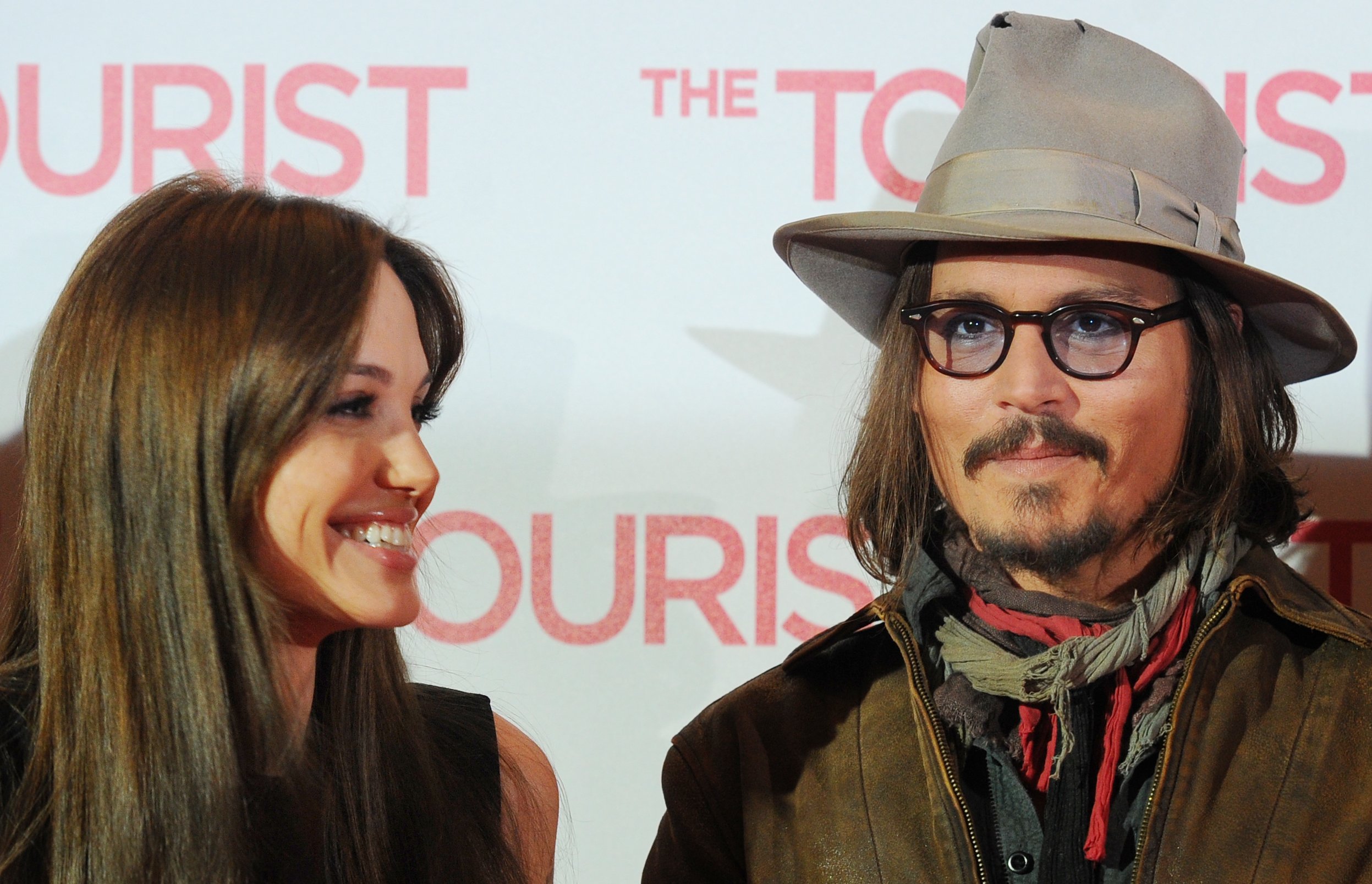 The Tourist 2010 (Johnny Depp & Angelina Jolie) Serbian .Sub