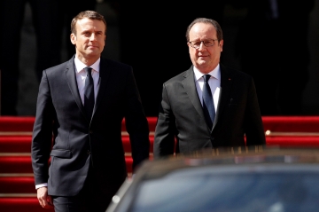 Jeudy Politique - Emmanuel Macron-François Hollande, je ne t'aime plus, moi non plus