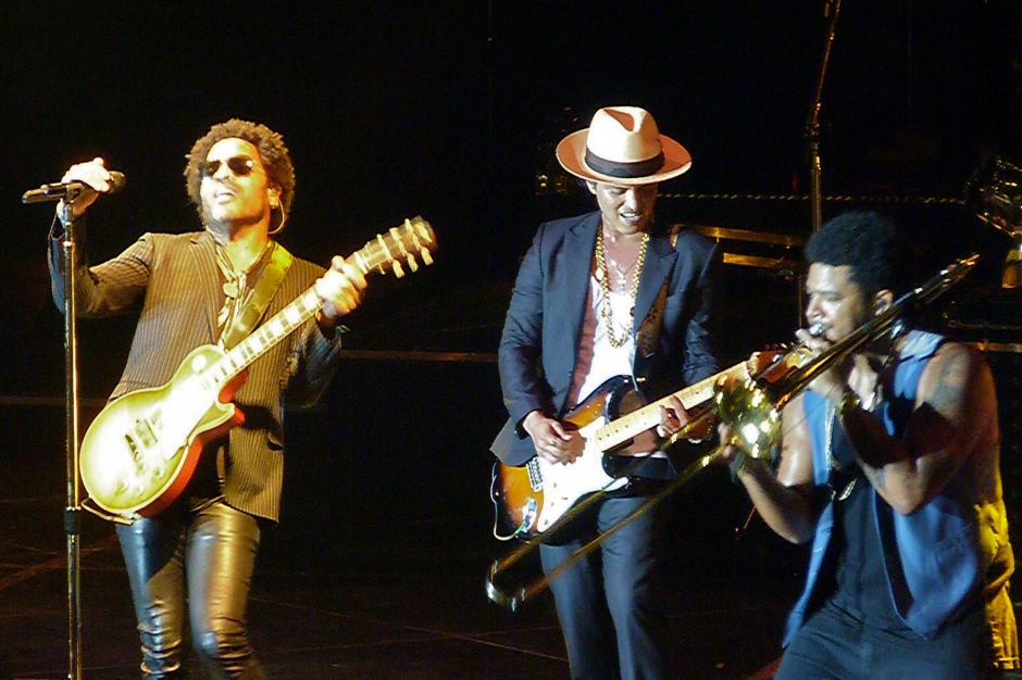 Last night in Paris ...  Bruno Mars and Lenny Kravitz