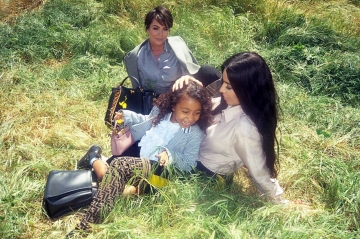 North West, star de la campagne Fendi avec sa mère Kim Kardashian